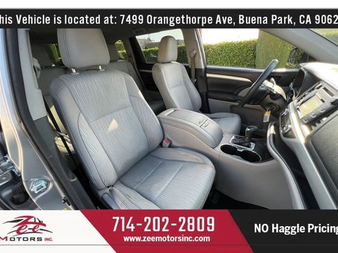 Used 2015 Toyota Highlander Plus FWD image 21