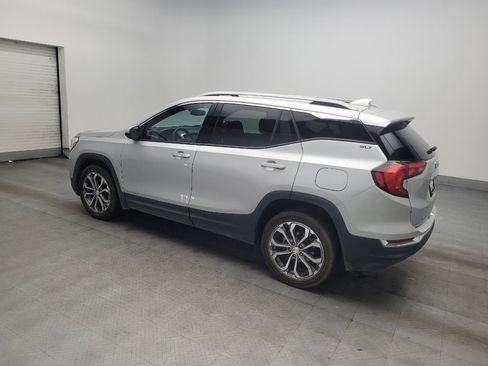 Used 2021 GMC Terrain SLT image 3