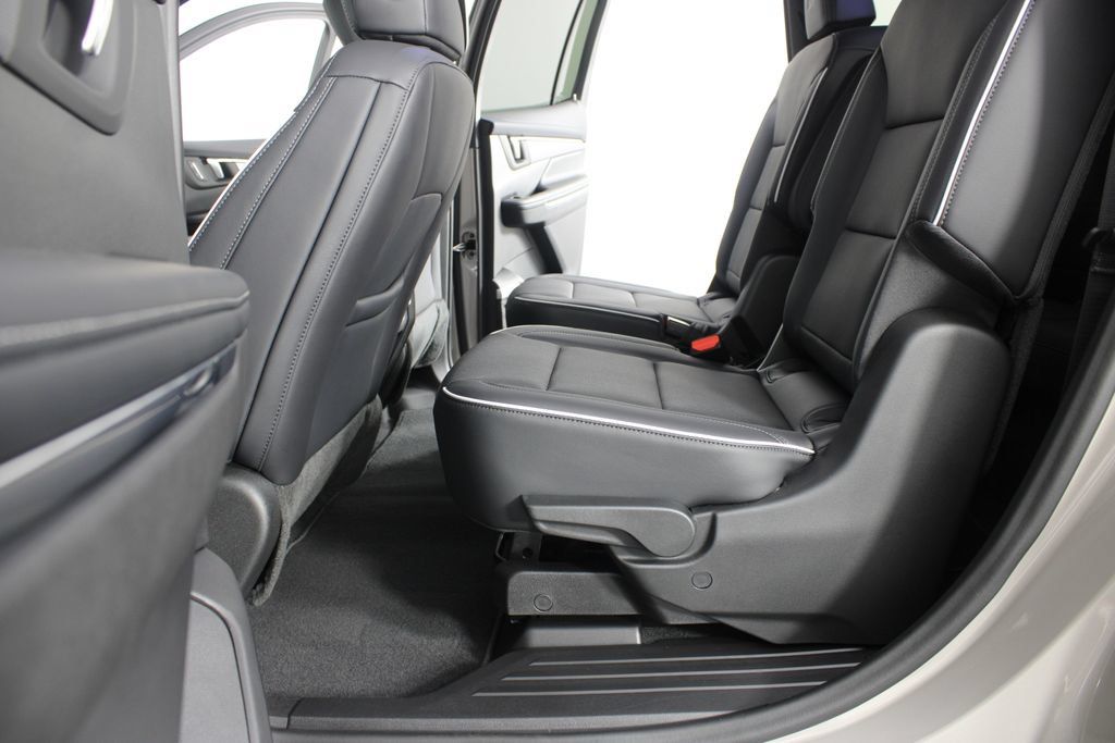 New 2027 Buick Enclave Sport Touring FWD image 18