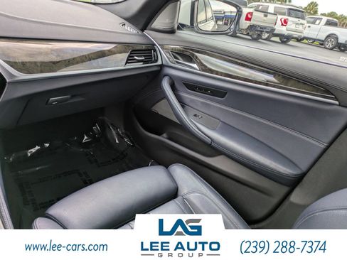 Used 2018 BMW 540i xDrive AWD/4WD image 14
