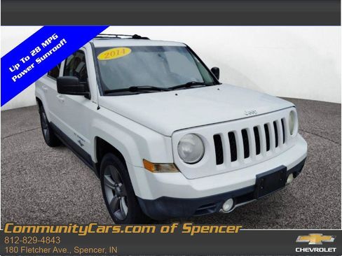 Used 2014 Jeep Patriot Latitude w/ Freedom Edition Package FWD image 1