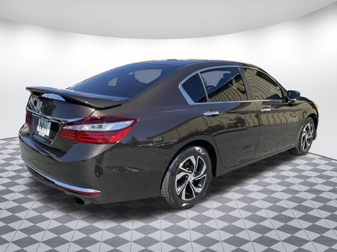 Used 2017 Honda Accord LX image 3