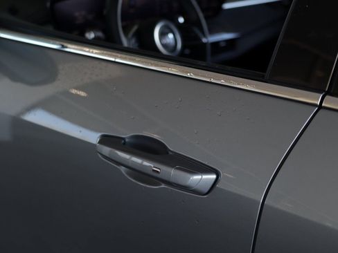 Used 2025 Buick Enclave Preferred image 36