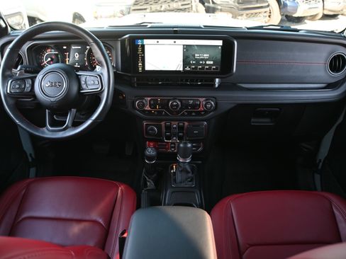 Used 2024 Jeep Wrangler Unlimited Rubicon 392 image 3