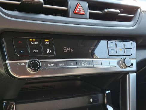 Used 2024 Kia Seltos SX AWD/4WD image 19