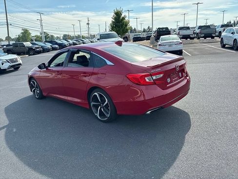 Used 2018 Honda Accord Sport image 13