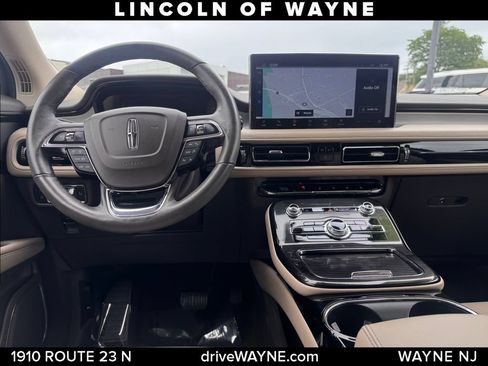 Certified 2022 Lincoln Nautilus AWD w/ Premium Package image 24
