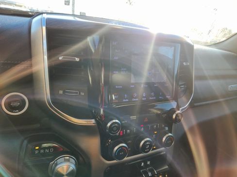 Used 2019 RAM 1500 Laramie image 14