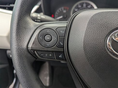 Certified 2021 Toyota Corolla LE image 29