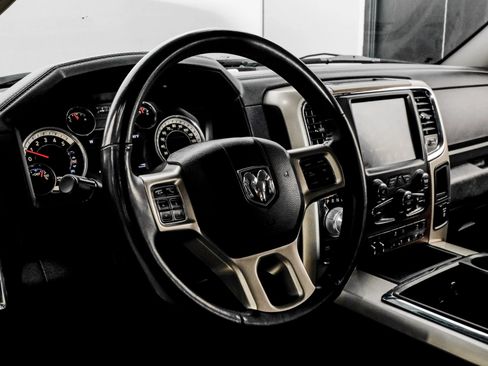 Used 2015 RAM 1500 Laramie w/ Convenience Group AWD/4WD image 23