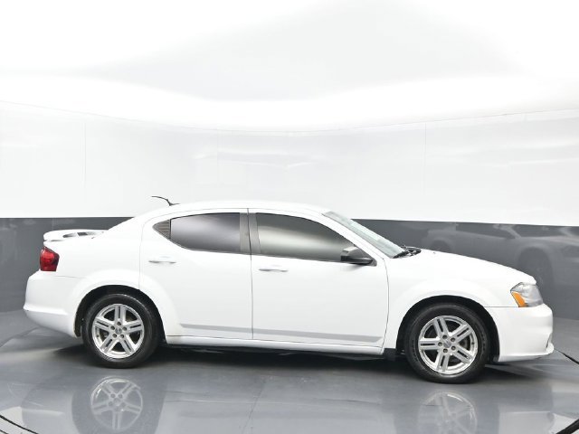Used 2014 Dodge Avenger SE w/ Sport Appearance Group FWD image 7