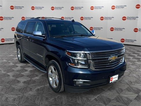 Used 2020 Chevrolet Suburban Premier image 7