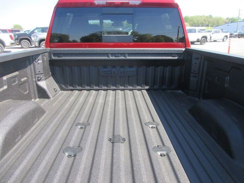 New 2026 GMC Sierra 2500 SLT w/ SLT Premium Package AWD/4WD image 7