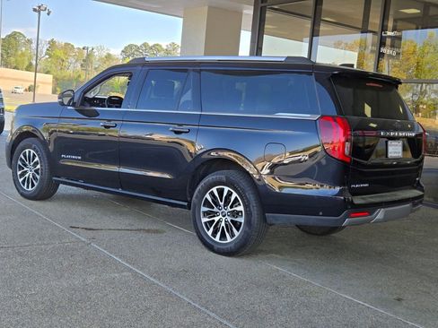 Used 2025 Ford Expedition Max Platinum AWD/4WD image 3