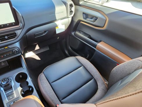 New 2025 Ford Bronco Sport Outer Banks w/ Outer Banks Tech Package+ image 15