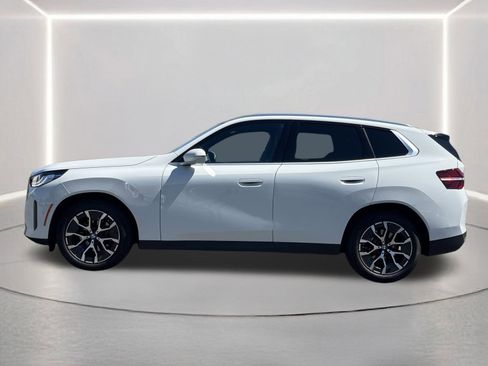 Used 2025 BMW X3 xDrive30i w/ Convenience Package image 21