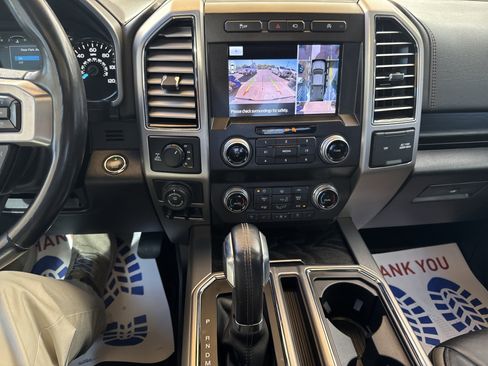 Used 2020 Ford F150 Platinum w/ Equipment Group 701A Luxury image 38