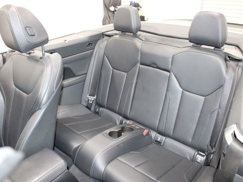 Used 2024 BMW 430i Convertible image 21