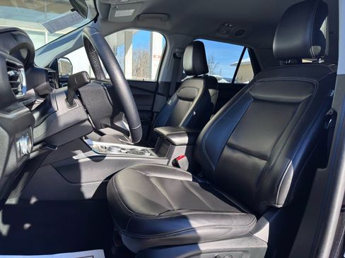 Used 2021 Ford Explorer XLT w/ Equipment Group 202A image 17