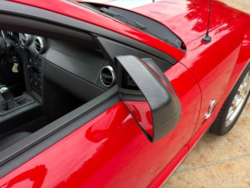 Used 2008 Ford Mustang Shelby GT500 RWD image 34