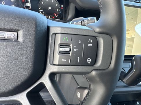 New 2026 Land Rover Defender 110 S image 29