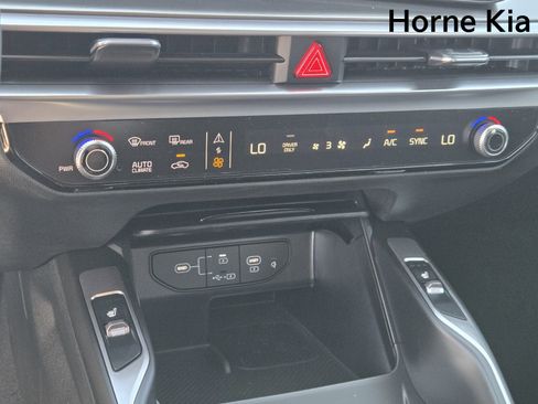 New 2025 Kia Sorento EX w/ EX Panoramic Sunroof Package image 20