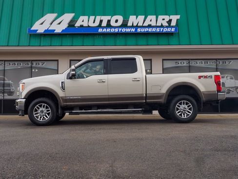 Used 2017 Ford F250 Lariat w/ Lariat Ultimate Package image 5