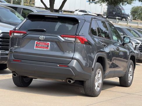 Certified 2025 Toyota RAV4 XLE FWD image 5