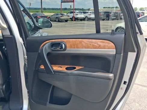 Used 2012 Buick Enclave Leather FWD image 25