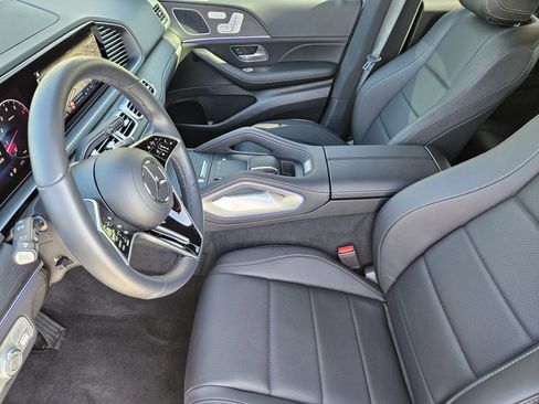 Certified 2025 Mercedes-Benz GLE 450 4MATIC image 14