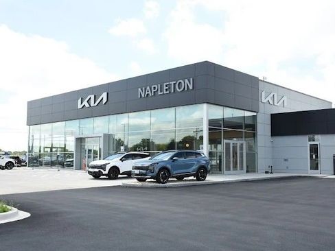 New 2025 Kia K4 GT-Line w/ GT-Line Sunroof Package image 32