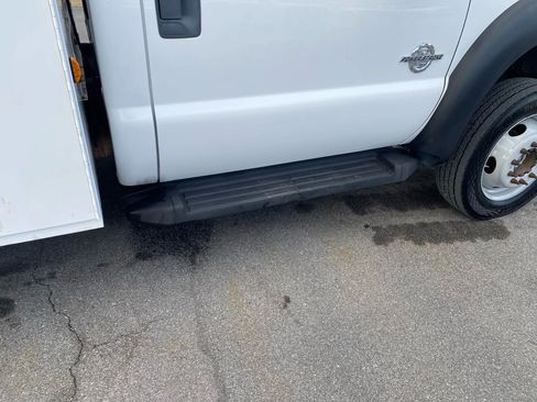 Used 2016 Ford F550 4x4 Regular Cab Super Duty image 21