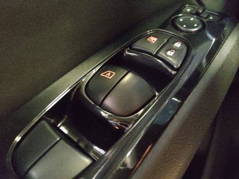 Used 2023 Nissan Altima 2.5 SV FWD image 27