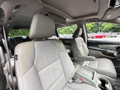 Used 2012 Honda Odyssey Touring image 38