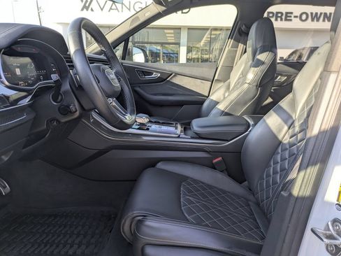 Used 2023 Audi SQ7 Prestige AWD/4WD image 27
