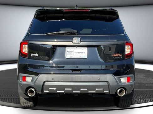 Certified 2023 Honda Passport TrailSport image 6