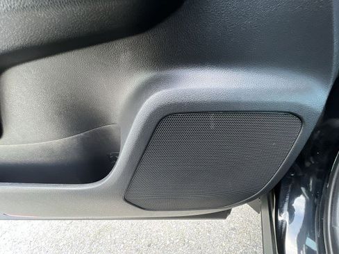 Used 2025 Toyota Grand Highlander XLE SUV image 23