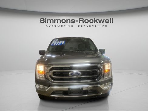 Used 2023 Ford F150 XLT w/ XTR Package AWD/4WD image 8