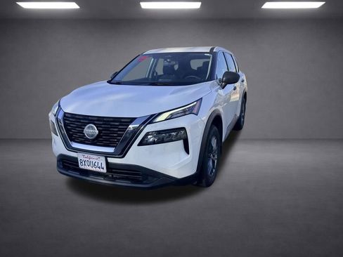 Used 2021 Nissan Rogue S FWD image 14