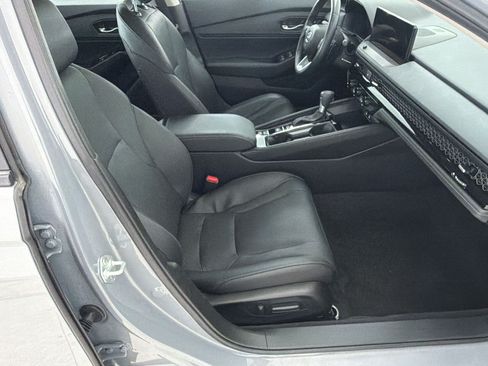 Used 2025 Honda Accord Touring image 24