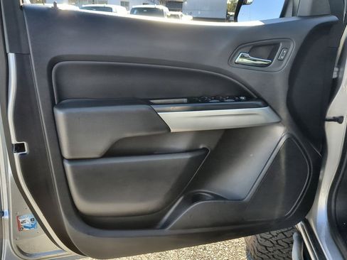 Used 2019 Chevrolet Colorado ZR2 image 20