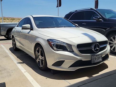 Used 2014 Mercedes-Benz CLA 250 image 3