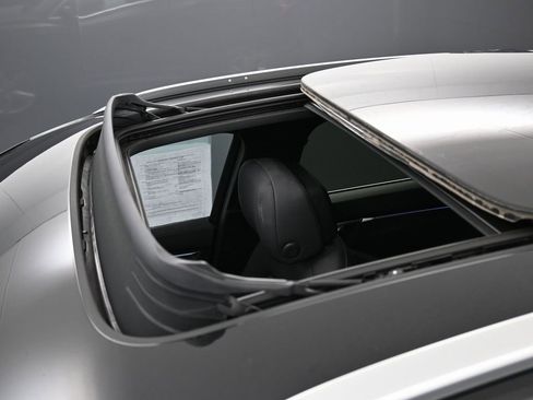 Used 2022 Audi Q3 2.0T Premium Plus w/ Premium Plus Package image 9