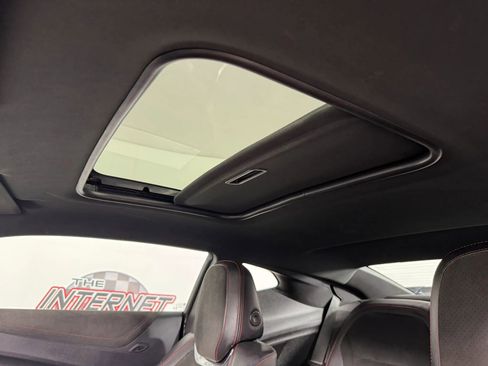 Used 2023 Chevrolet Camaro ZL1 RWD image 21