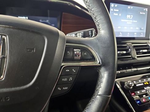 Used 2019 Lincoln Navigator Reserve w/ Cargo Package AWD/4WD image 25