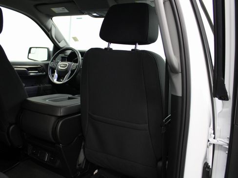 Used 2022 GMC Sierra 1500 SLE image 25