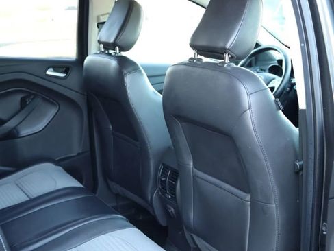 Used 2019 Ford Escape SE AWD/4WD image 40