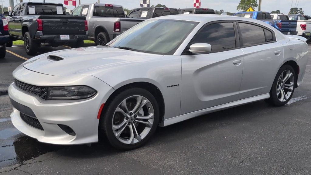 Used 2021 Dodge Charger R/T RWD image 4