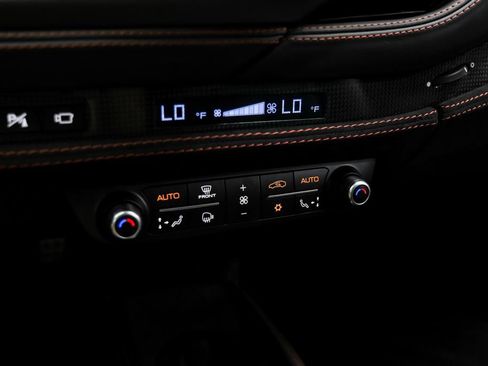 Used 2020 Ferrari F8 Tributo RWD image 28