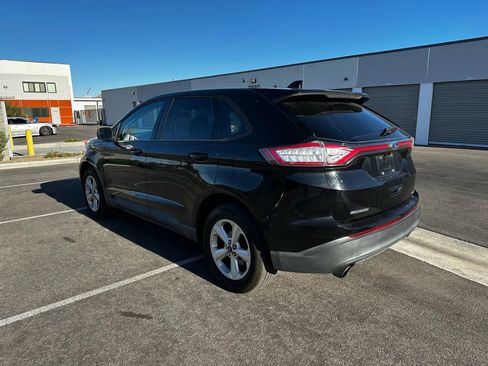 Used 2018 Ford Edge SE image 9